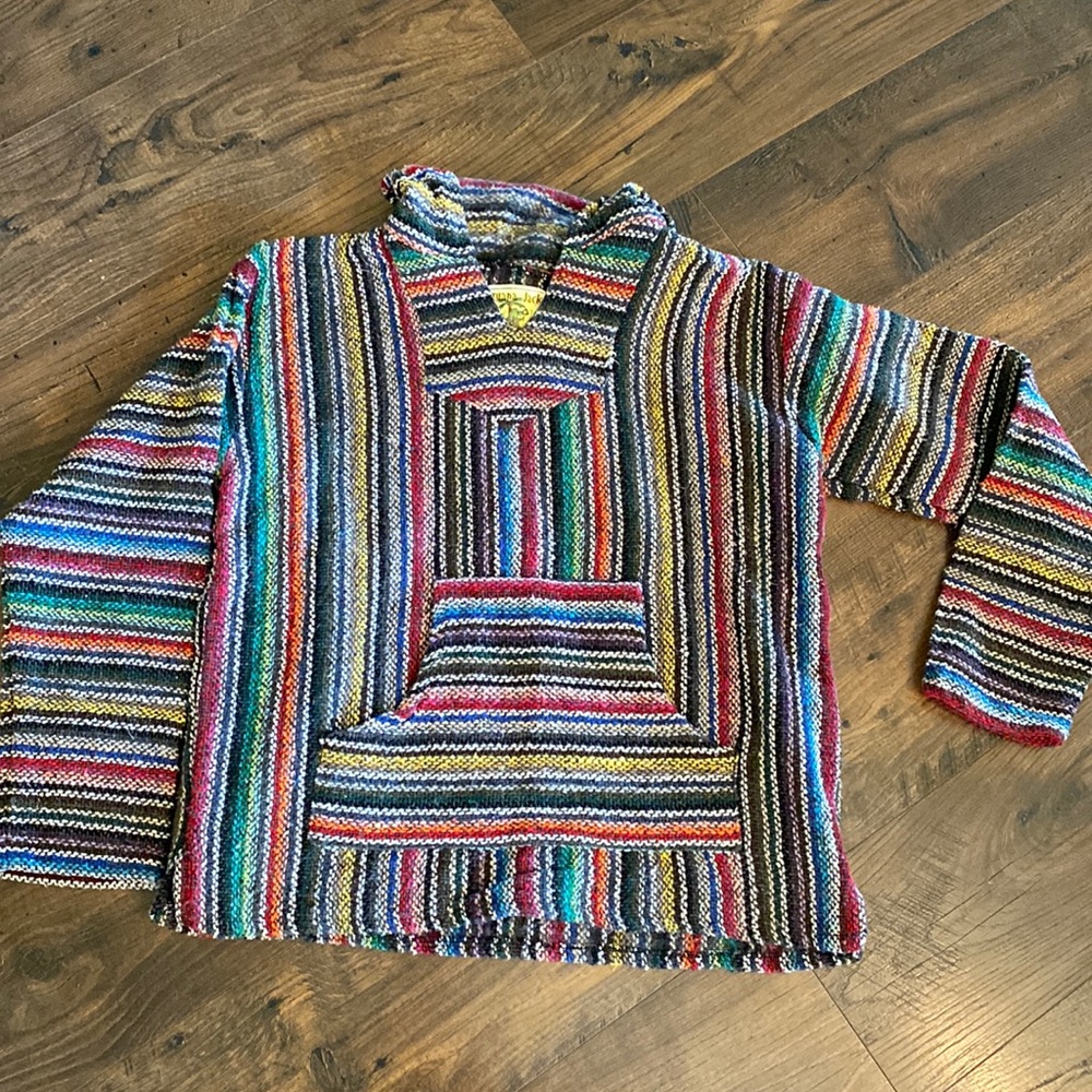 Iguana Jack woven poncho hooded medium
